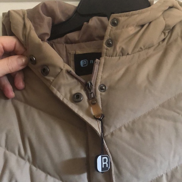 Kenneth Cole Reaction Down Puffer Coat - Picture 3 of 5